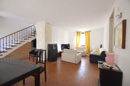 Foto Casa indipendente a Podenzano di 236 m² con 4 locali in vendita