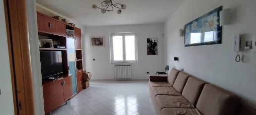 Foto Appartamento in via Rossi, Scisciano Centro di 100 m² con 5 locali