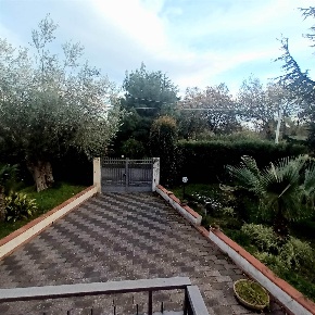 Foto Villa unifamiliare in via tomasi di lampedusa 5, Zafferana Etnea