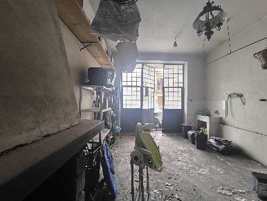 Foto Magazzino a Montefiascone Centro di 27 m² con 1 locali in vendita