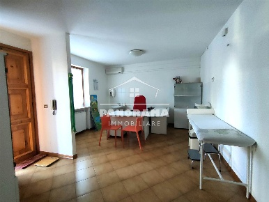 Foto Ufficio a Coriano di 100 m² con 2 locali in affitto