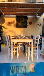 Foto Attività commerciale a Camerota Marina Di Camerota di 80 m² in vendita