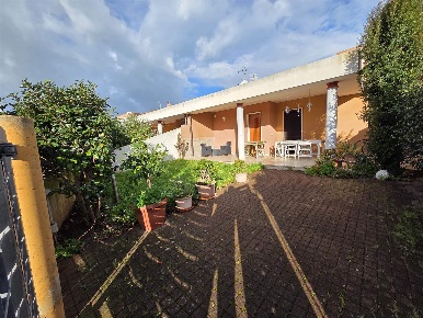 Foto Casa indipendente in strada per sbitri 1, Brindisi Paradiso - Minnuta