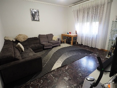 Foto Villa bifamiliare a Agliana Centro di 200 m² con 5 locali in vendita