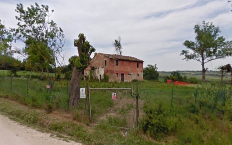 Foto Rustico in strada brogo Duca, Terre Roveresche di 200 m² con 7 locali