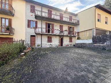 Foto Case semi ndipendenti in via camillo cavour 6, Montebello di 189 m²