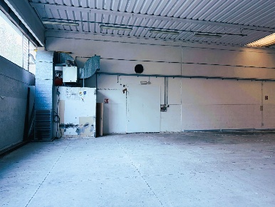 Foto Magazzino a Barberino Tavarnelle Sambuca di 215 m² con 1 locali