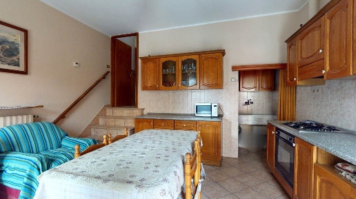 Foto Case semi ndipendenti in Piazza dell'Asilo, Bevagna Centro di 110 m²