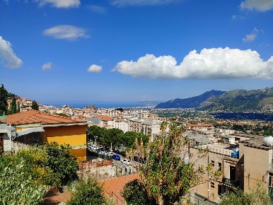 Foto Appartamento a Monreale Centro di 150 m² con 5 locali in vendita