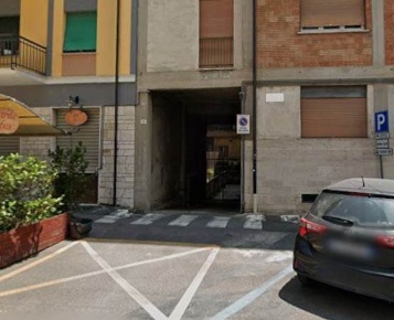 Foto Garage a Terni Centro di 13 m² con 1 locali in vendita