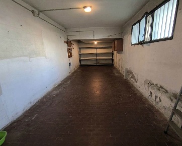Foto Garage a Firenze Soffiano di 23 m² con 1 locali in vendita