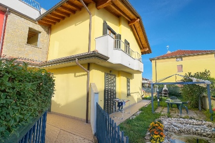 Foto Appartamento a Brignano Gera d'Adda di 70 m² con 3 locali in vendita