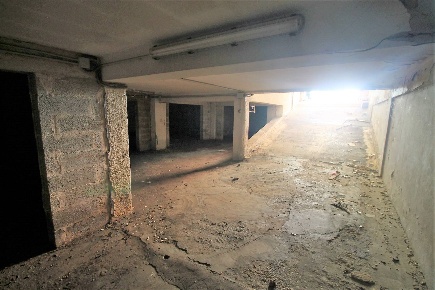 Foto Garage in Ronco I via tisia 3, Siracusa Tica - Zecchino di 600 m²