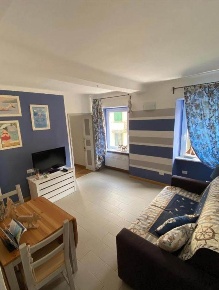 Foto Appartamento a Riomaggiore Centro di 66 m² con 4 locali in vendita