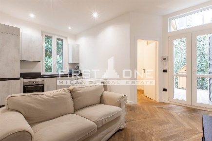 Foto Appartamento in VIA CARETTO, Milano Centrale di 70 m² con 3 locali