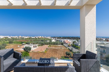 Foto Attico in Via Loi, Monopoli di 110 m² con 3 locali in vendita