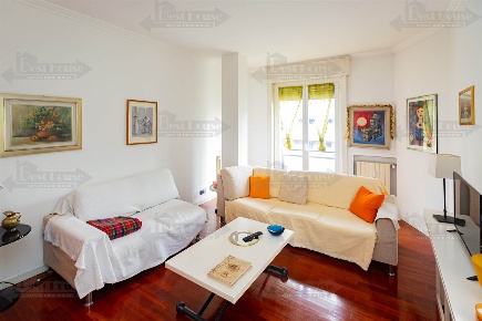 Foto Appartamento in via Zuretti 102, Milano Cascina dei Pomi di 78 m²