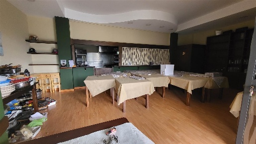 Foto Locale commerciale in VIA BENEDETTO CROCE, Montalto Uffugo di 85 m²