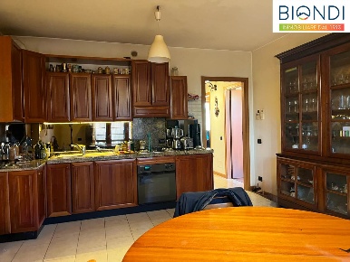 Foto Appartamento in via Moroni, Scanzorosciate Scanzo Rosciate di 130 m²