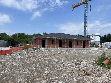 Foto Appartamento in via isser, Treviglio di 91 m² con 3 locali in vendita