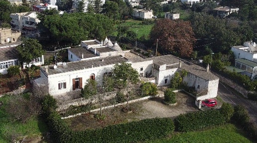 Foto Villa unifamiliare in VIA MONTI DEL DUCA 14, Martina Franca di 251 m²