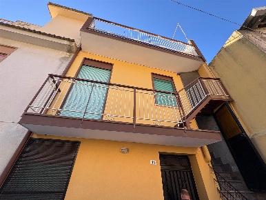 Foto Casa indipendente in Via XXVIII ottobre, Pagliara Rocchenere di 110 m²