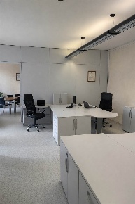 Foto Ufficio in centro, Sassuolo Centro di 80 m² con 2 locali in affitto