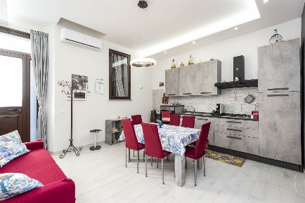 Foto Appartamento in Via Vaccarini 114, Riposto Centro di 88 m² in vendita