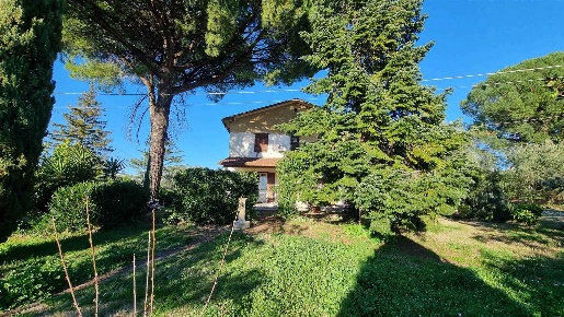 Foto Rustico in petrarca, Fara in Sabina Borgo Quinzio di 175 m² in vendita