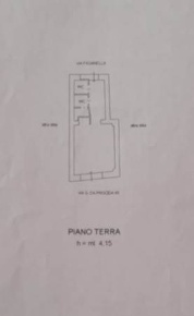 Foto Negozio a Salerno Centro Storico - Teatro Verdi di 40 m² con 2 locali