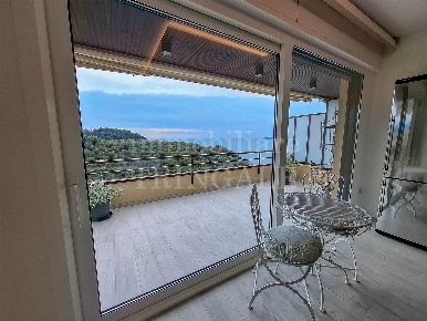 Foto Appartamento a Lerici Baia Blu, Pozzuolo, Tre Strade di 90 m²