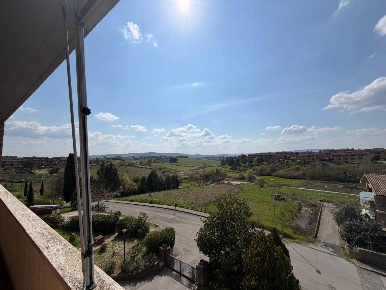 Foto Appartamento a Sovicille San Rocco A Pilli di 100 m² con 5 locali