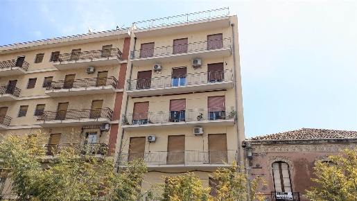 Foto Appartamento in VIA VITTORIO EMANUELE, Aci Catena Centro di 110 m²
