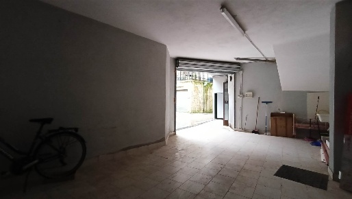 Foto Garage in via cascino, Avellino di 32 m² con 1 locali in vendita