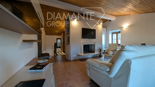 Foto Appartamento a Passignano sul Trasimeno Centro di 100 m² con 3 locali