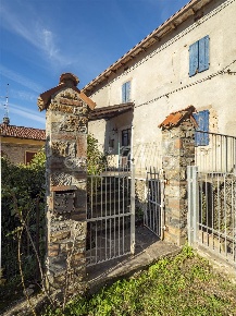 Foto Casa indipendente a Palagano di 236 m² con 6 locali in vendita