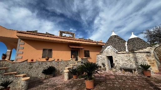 Foto Villa unifamiliare in C.DA PAPADOMENICO, Martina Franca di 120 m²