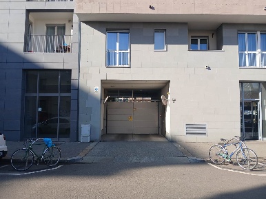 Foto Garage in via boggio 52, Torino Cenisia di 15 m² con 1 locali