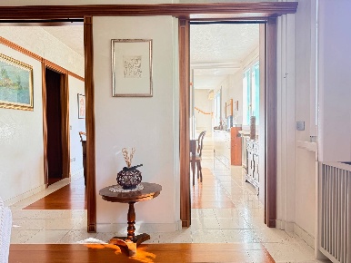 Foto Appartamento a Mantova Centro di 180 m² con 4 locali in vendita