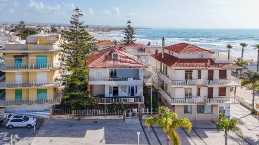 Foto Villa unifamiliare in via Livorno 4, Ragusa Marina di Ragusa Centro