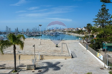 Foto Villa singola in via Livorno, Ragusa Marina di Ragusa Centro di 400 m²