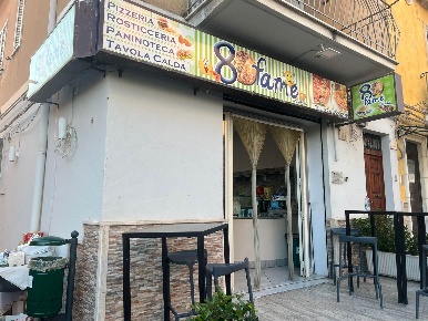 Foto Attività commerciale a Campobello di Licata di 84 m² con 2 locali