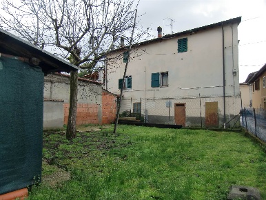Foto Appartamento a San Giovanni Valdarno di 125 m² con 6 locali in vendita