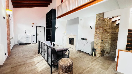 Foto Appartamento a Cividate al Piano di 157 m² con 3 locali in vendita