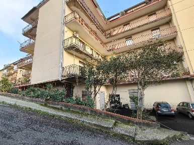 Foto Appartamento in Via Cesare Battisti 34, Belpasso Centro di 175 m²