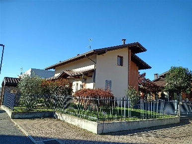Foto Casa indipendente in VIA BRUNO FERRAZZI  44, Cardano al Campo