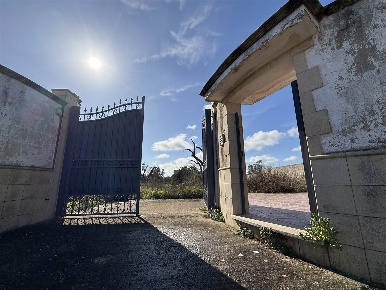 Foto Appartamento in Via Leuci, Lizzanello di 55 m² con 3 locali in vendita