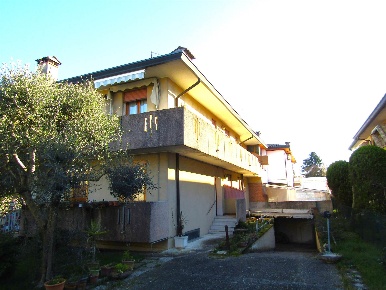 Foto Appartamento a Rubano di 165 m² con 8 locali in vendita