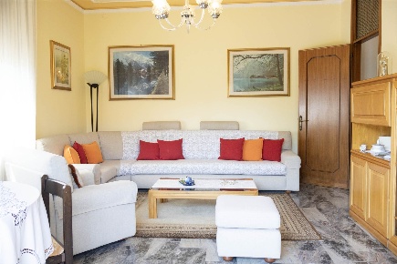 Foto Casa indipendente a Preganziol Centro di 240 m² con 7 locali