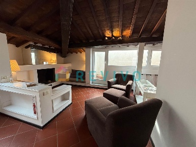 Foto Appartamento a Firenze Borgo Ognissanti - Il Prato di 100 m²